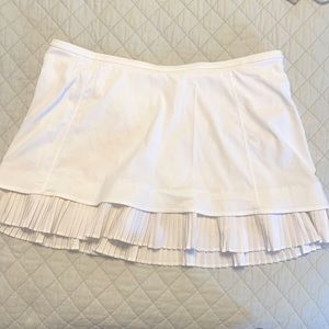 White Lululemon tennis skort